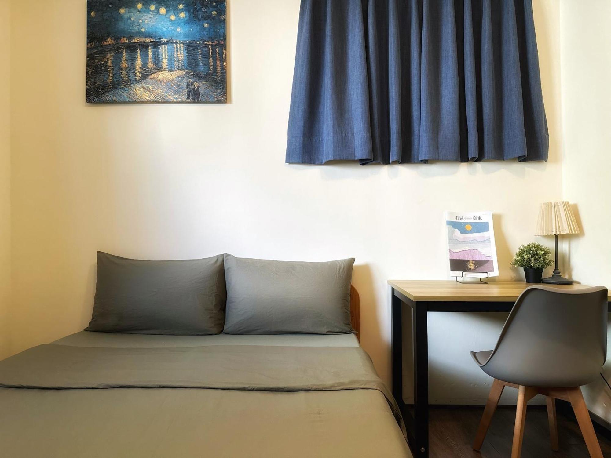 Dulan The Travel Bug Bistro Inn Donghe Eksteriør billede